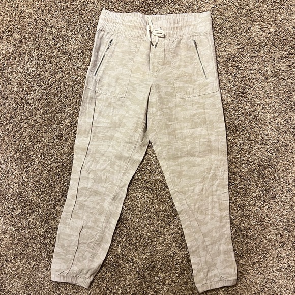 Athleta linen joggers, tan/cream, size 8, great condition - Picture 1 of 3